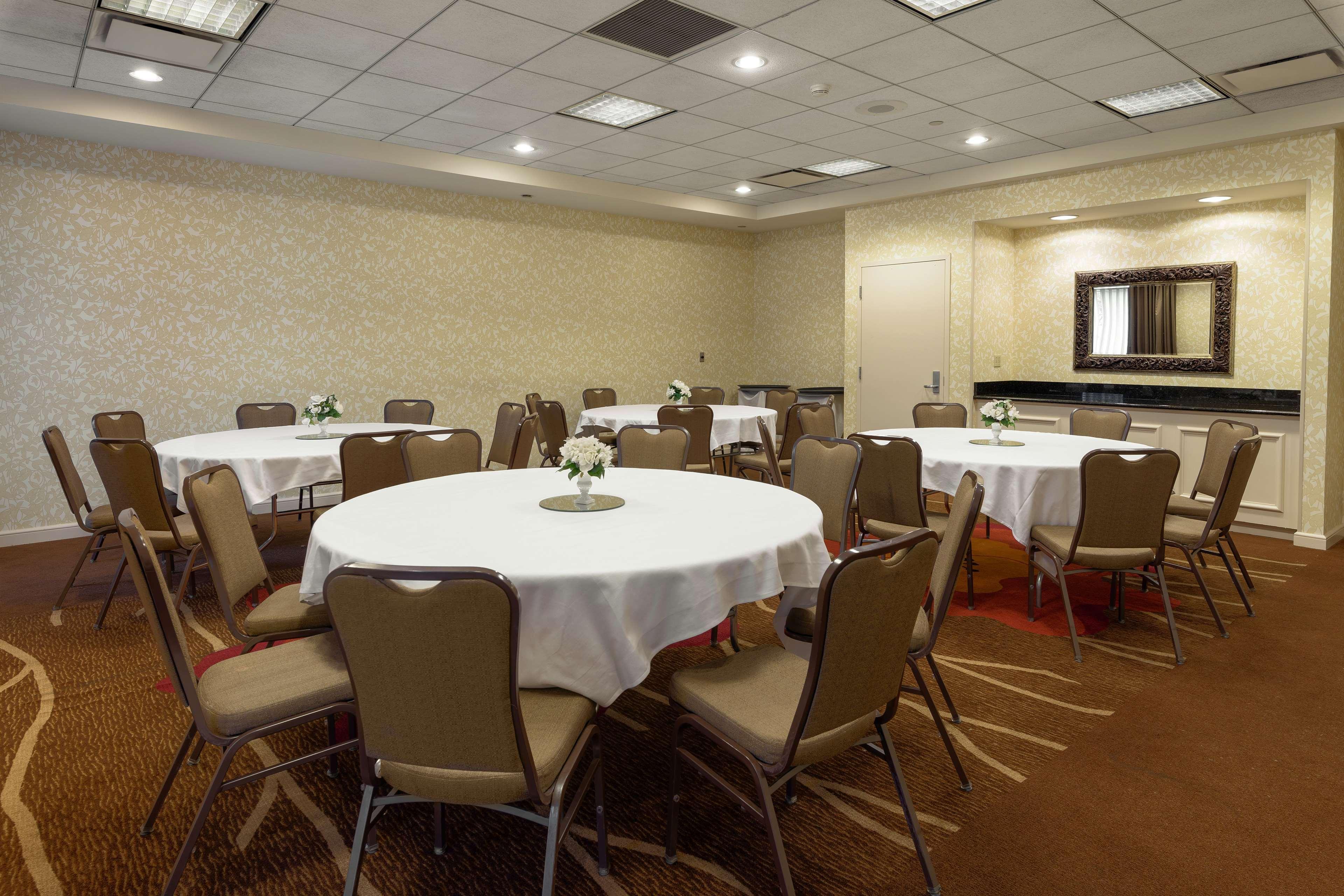 Hilton Garden Inn Cleveland/Twinsburg Esterno foto
